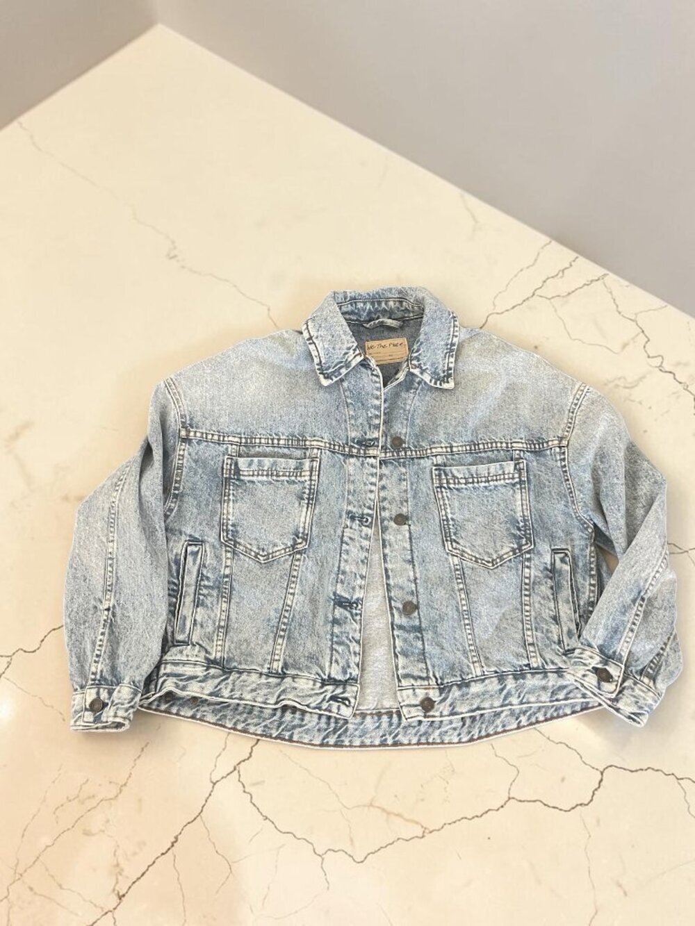 Free People We The Free Acid Wash Denim Jacket XS Oversized Cropped Jean Jacket - Picture 2 of 6